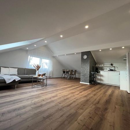 Ferienwohnung Lidu-Jene Eislingen Luaran gambar