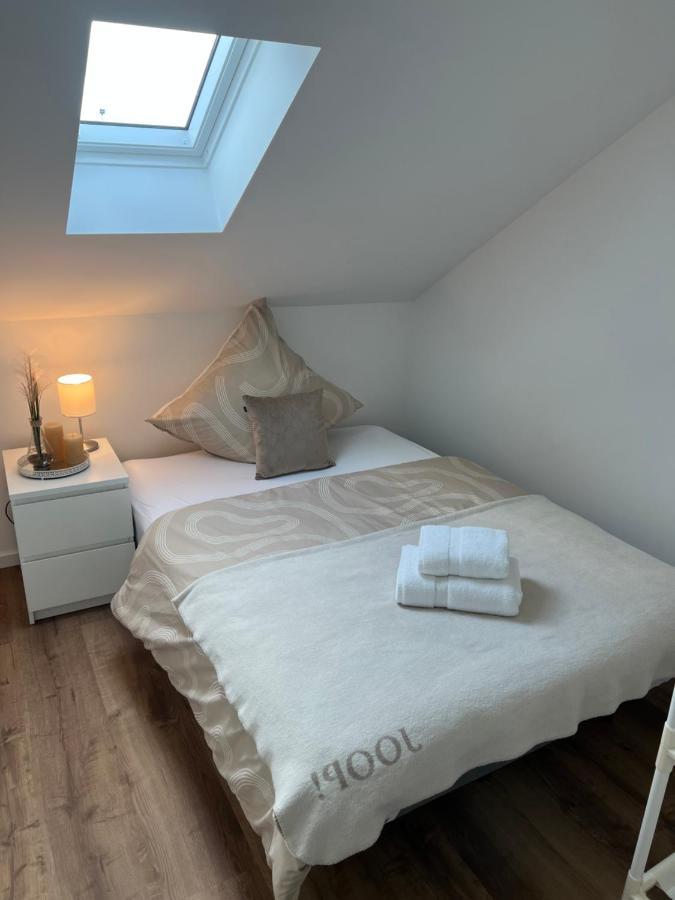 Ferienwohnung Lidu-Jene Eislingen Luaran gambar