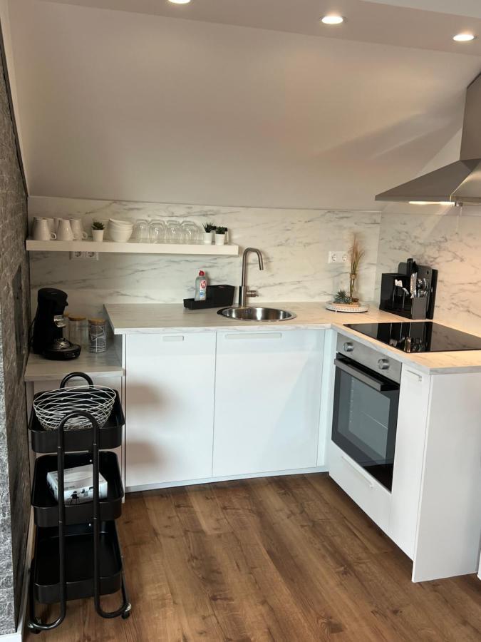 Ferienwohnung Lidu-Jene Eislingen Luaran gambar